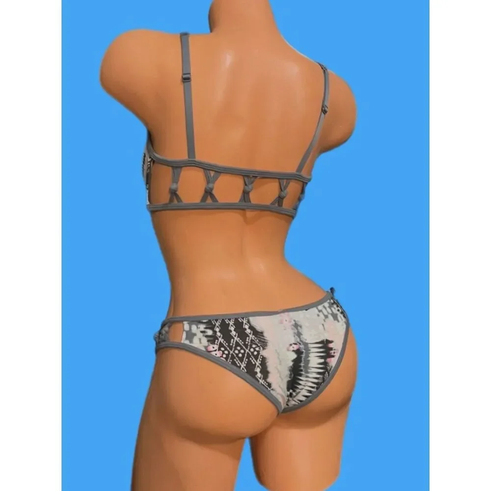 Victoria’s Secret Set sexy Strappy cotton unlined bralette bra & panty gray M